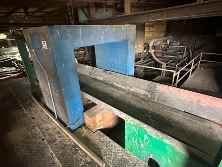 mdi-pass-thru-metal-detector-54inch-wide-x-41inch-tall-from-conveyor-belt,-includes-24inch-x-17ft-fe-image-1