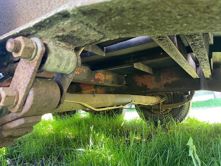 #5575-•-heavy-duty-trailer-image-32