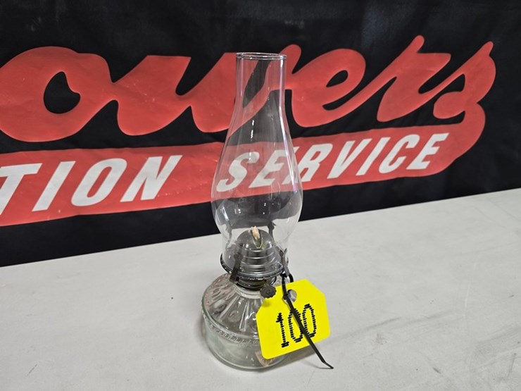 #100-•-small-kerosene-lamp-image-1