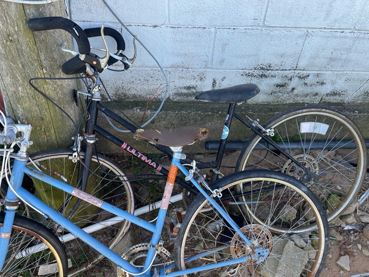 #5634-•-bike-lot-image-5
