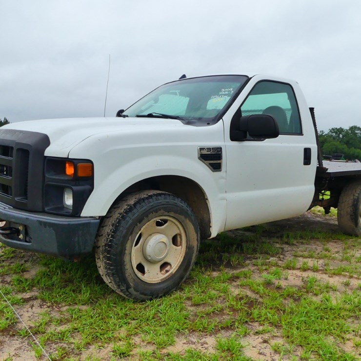 2008 FORD F350 XL
