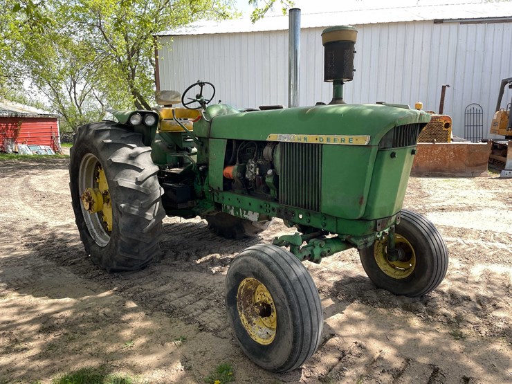 john-deere-4020-image-3