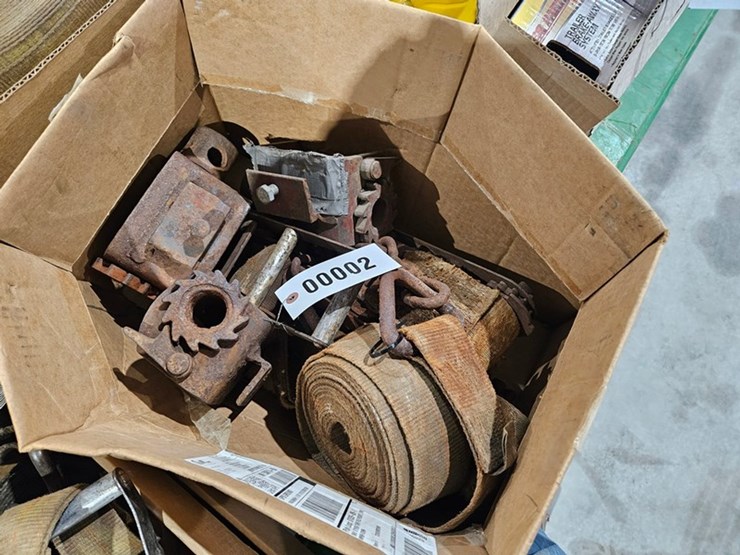 #2-•-2-boxes-of-ratchet-straps-image-2