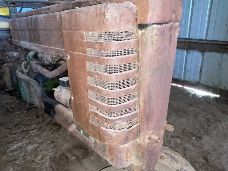 john-deere-b-image-15