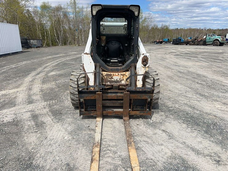 2012-bobcat-s650-image-2