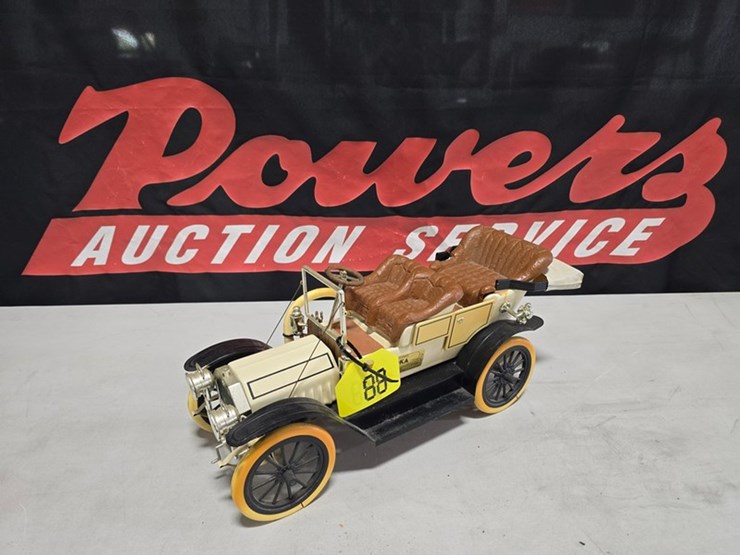 #88-•-mccormick-1910-oldsmobile-decanter-image-1