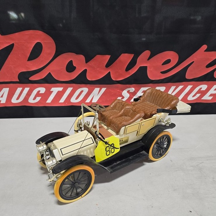 #88 • McCormick 1910 Oldsmobile Decanter