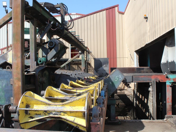 c&l-30"x40'-hourglass-rollcase-w/-5-arm-log-kickers-w/-hydraulic-drive-image-3