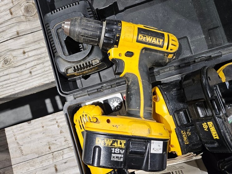 #82-•-assorted-power-tools-image-7