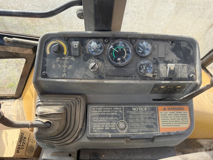 1998-caterpillar-426c-image-12