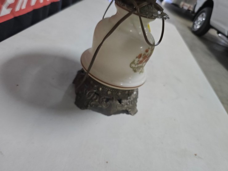#72-•-antique-lamp-image-4