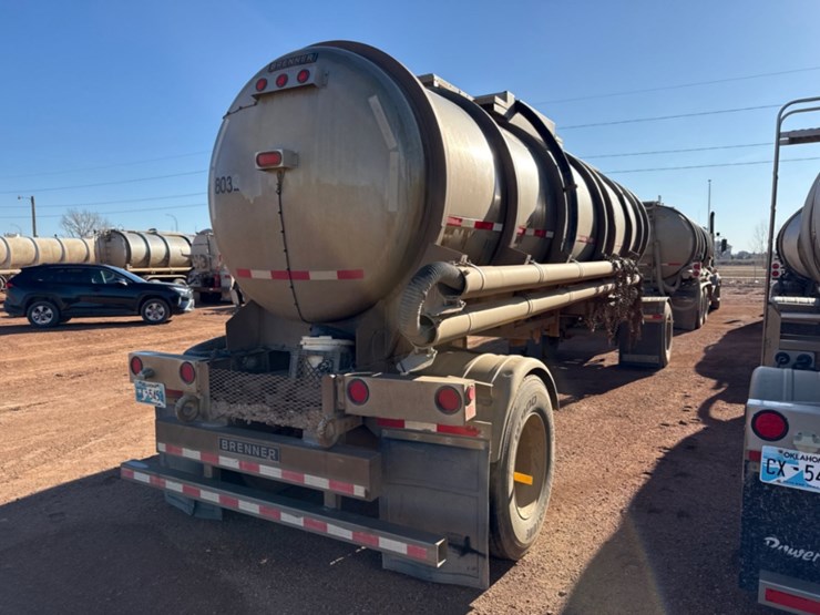 2011-brenner-tank-pup-trailer-image-3