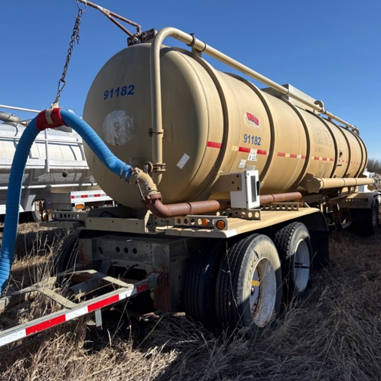 2012 STEPHENS CRUDE PUP TRAILER