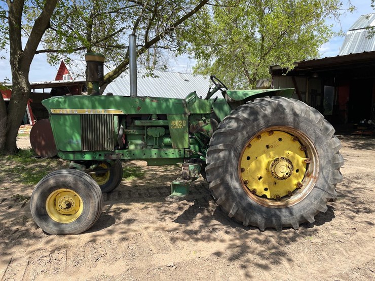 john-deere-4020-image-8