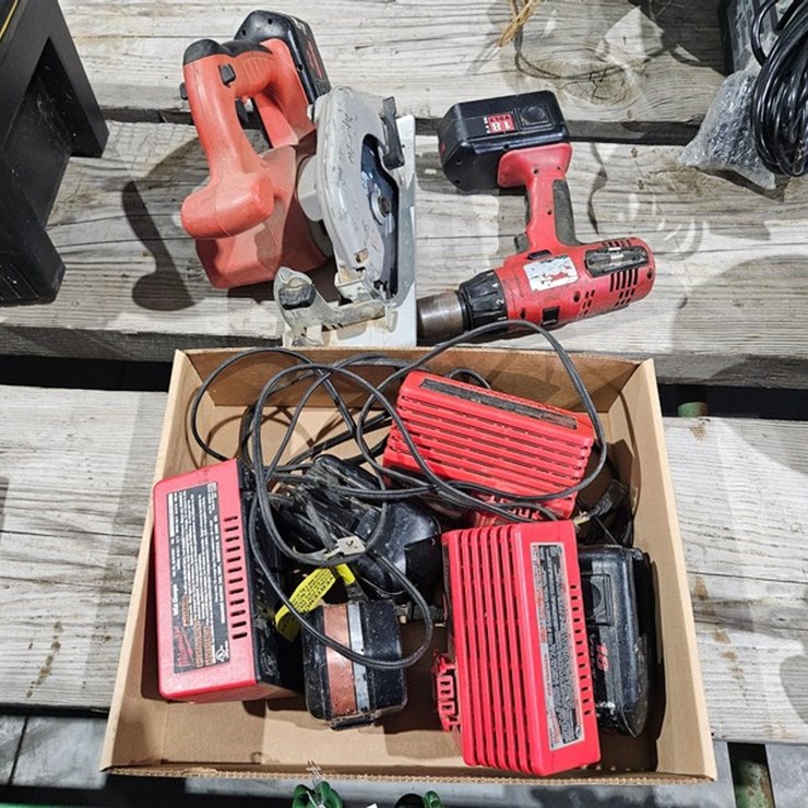 #85 • Milwaukee 18v Tools And Batteries