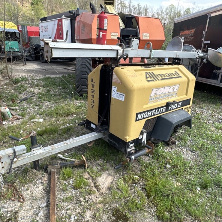 2013 CATERPILLAR C11