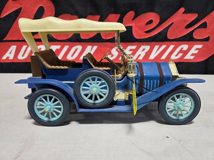 #83-•-jim-beam-1909-thomas-flyer-decanter-image-7