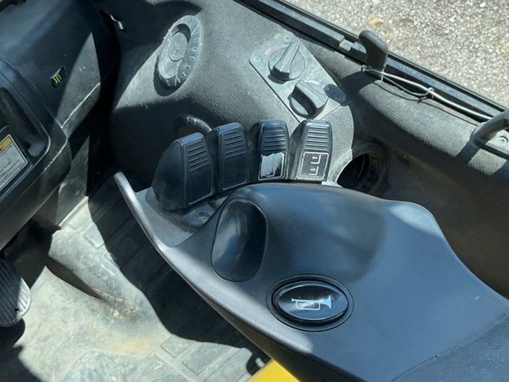 2014-hyster-h100ft-image-35