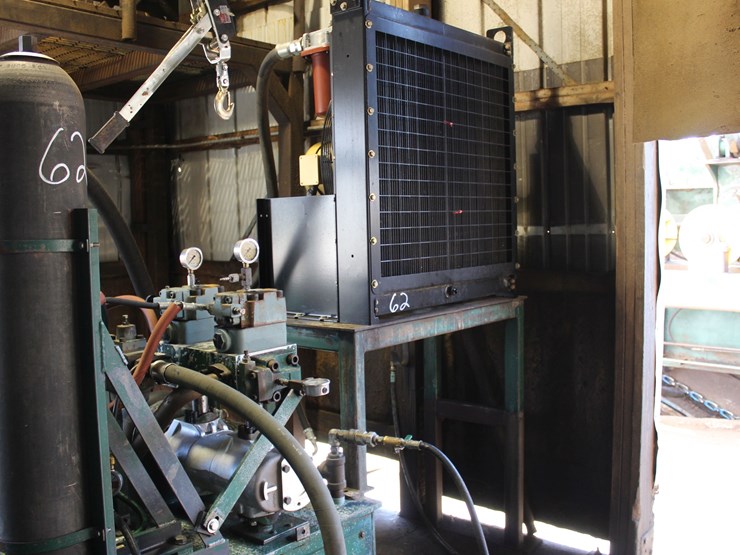 tyrone-berry-285-hydraulic-shotgun-feed-w/-150hp-motor-w/-controls-image-2