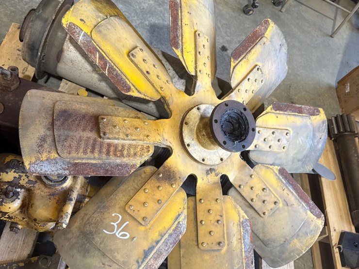 #36-•-caterpillar-parts-used-image-4