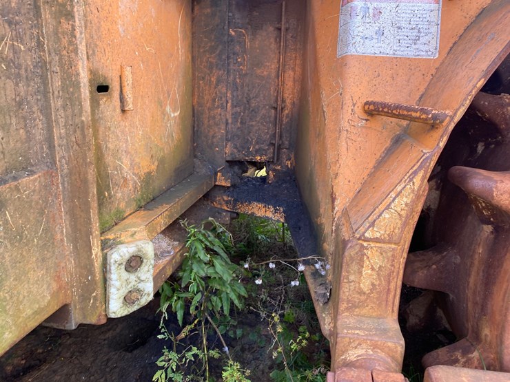 #3-•-390-rex-trash-compactor-image-25