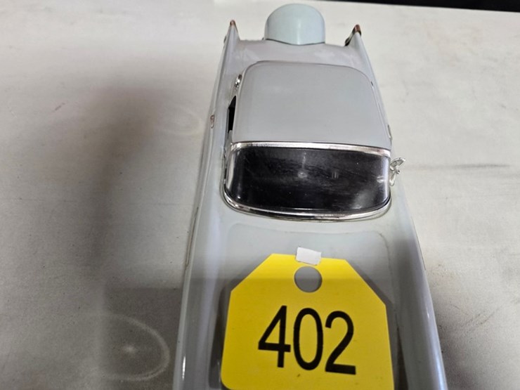 #402-•-jim-beam-1956-ford-t-bird-decanter-image-10