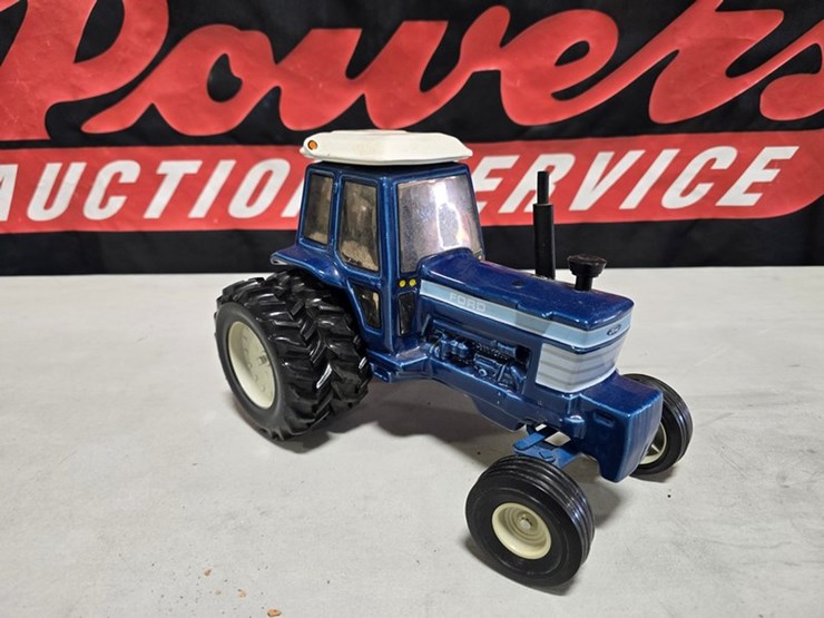 ford-9700-image-8