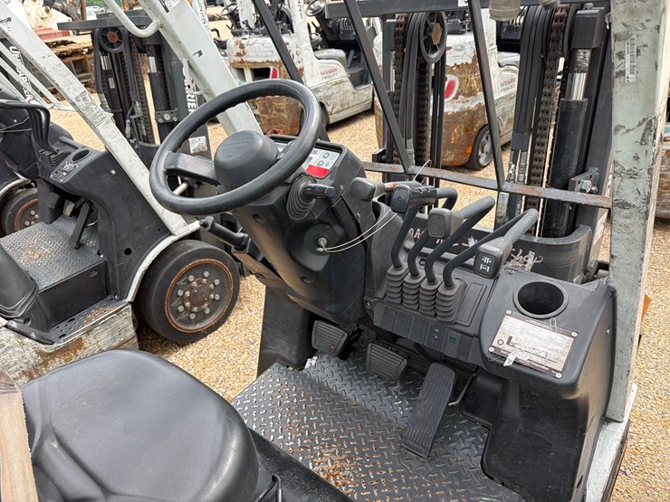 #16270-•-2015-nissan-cf50lp-forklift-image-6