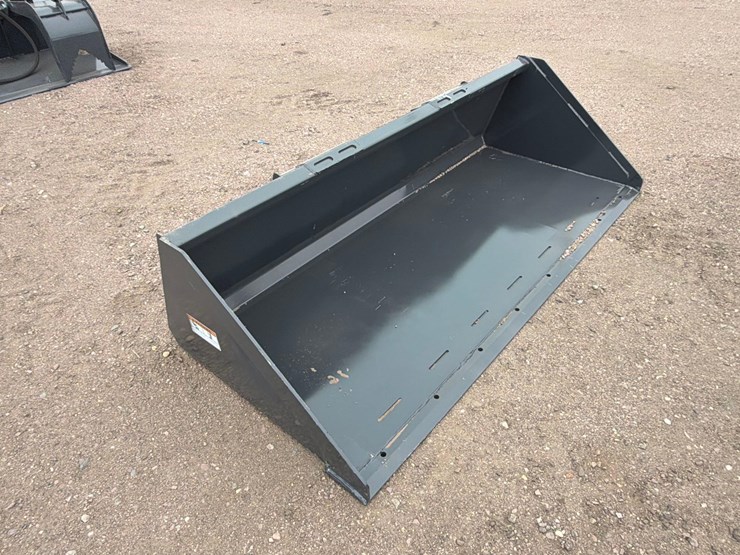 unused-2025-wolverine-tdb-11-84w-skid-steer-track-duty-bucket-image-2