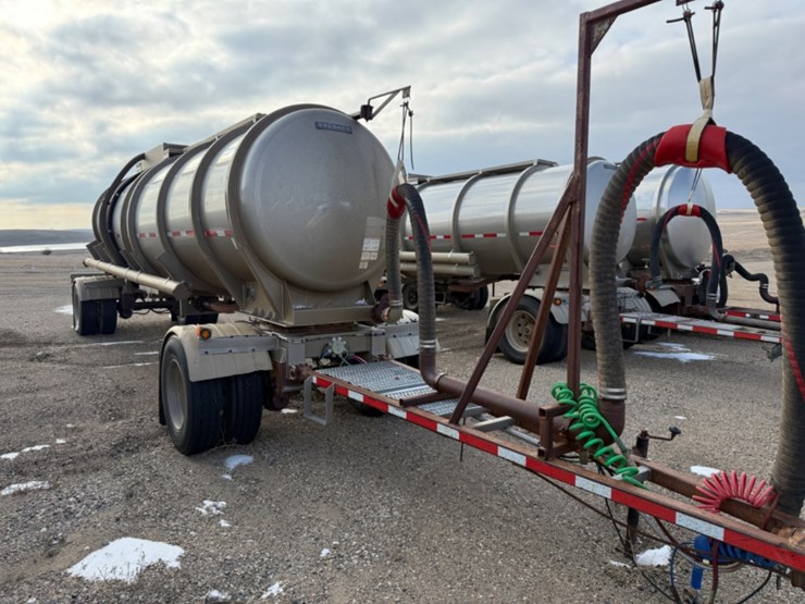 2011-brenner-tank-trailer-image-3