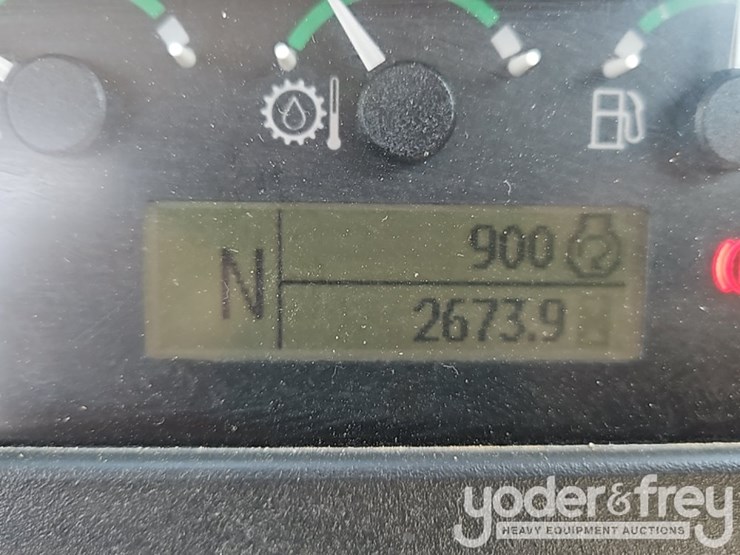 2018-deere-310sl-image-45