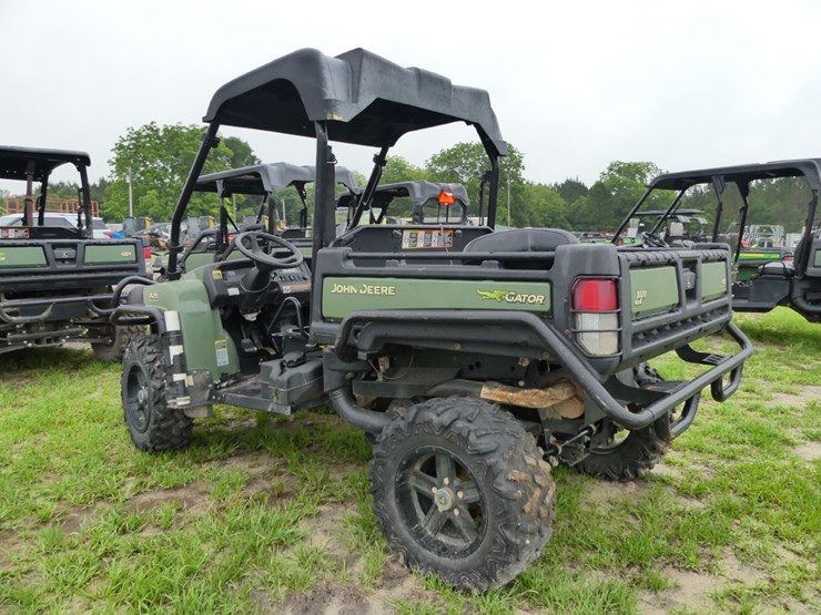 2013-john-deere-825i-image-4