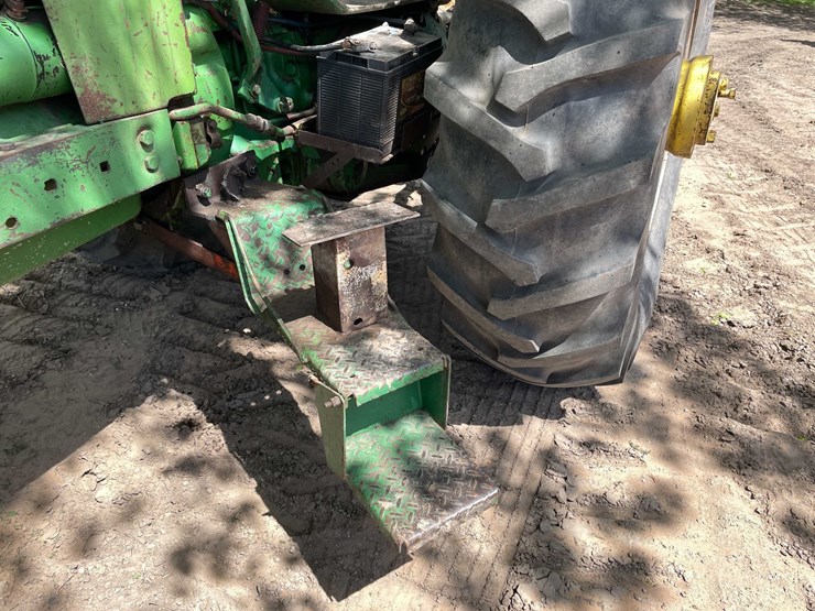 john-deere-4020-image-13
