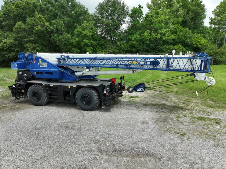 #9999978-•-2012-tadano-gr-550xl-crane-image-39