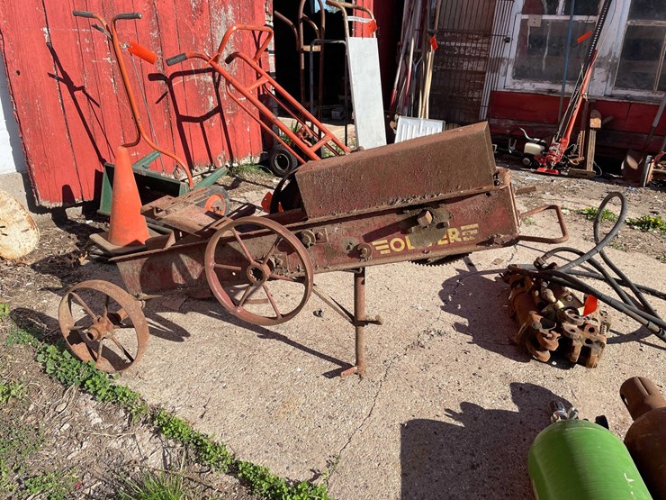 #5645-•-vintage-oliver-wagon-unloader-image-9
