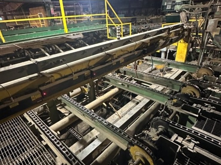 crosby-4-x-40inch-optimizing-edger-with-lewis-scanner-and-controls,-infeed-queing-decks,-14ft-outfee-image-3