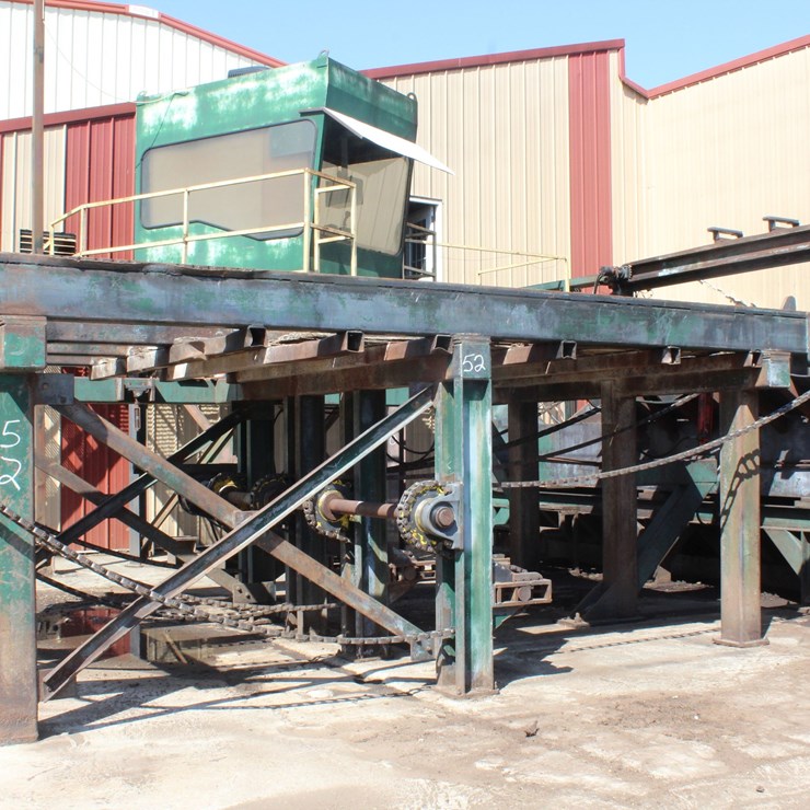 C&L 25' 4 STRAND HEAVY DUTY LOG DECK W/ STOP & LOADER W/ HEAVY DUTY HYDRAULIC DRIVE