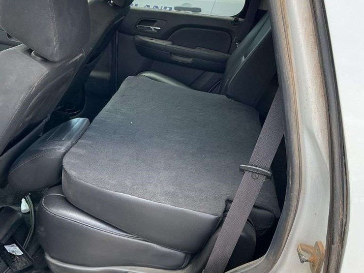 2014-chevrolet-tahoe-image-7