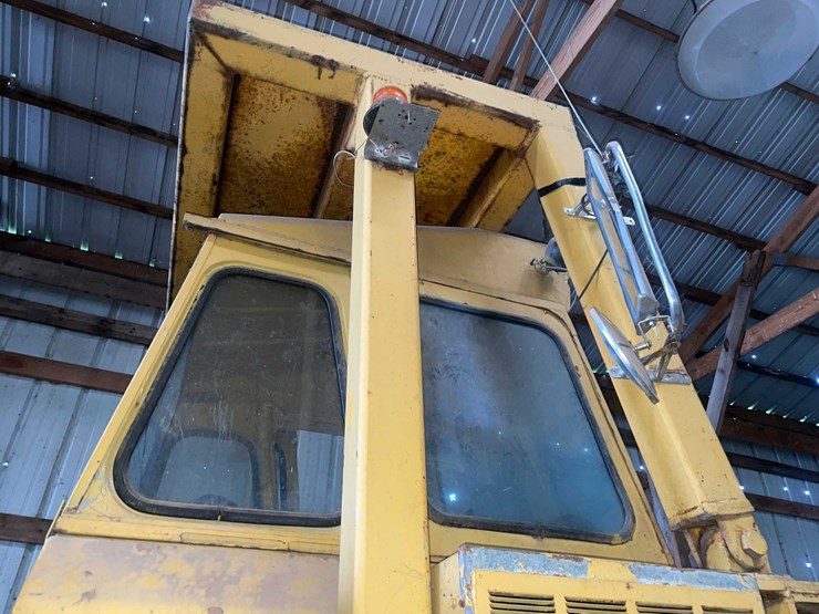 #5557-•-hough-120-payloader-image-44