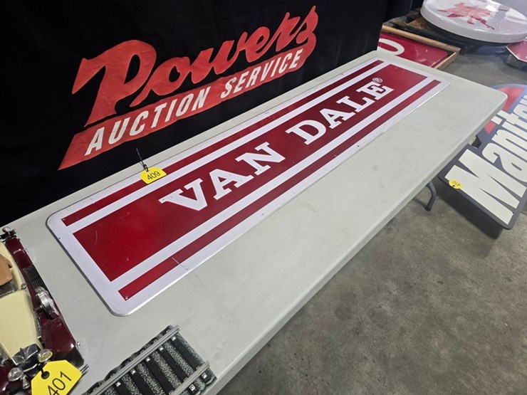 #409-•-van-dale-metal-sign-image-2