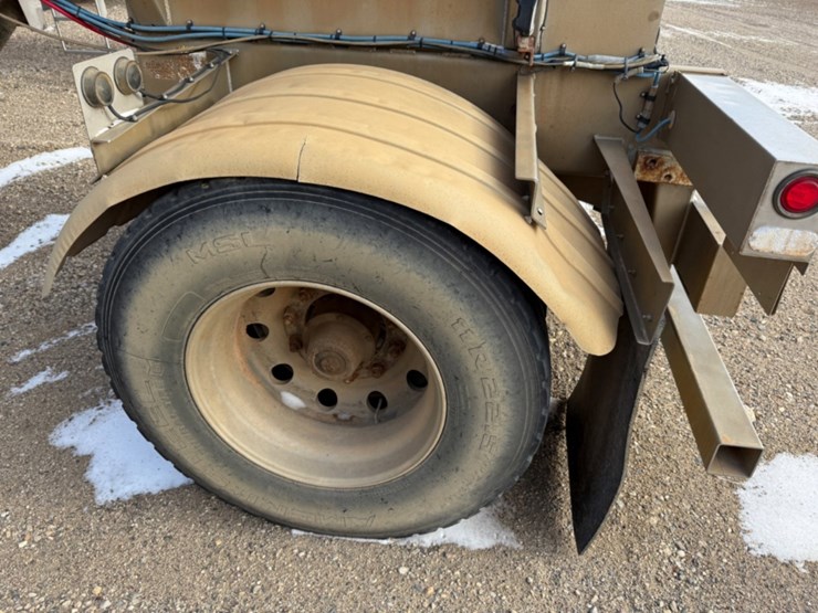2011-brenner-tank-trailer-image-12