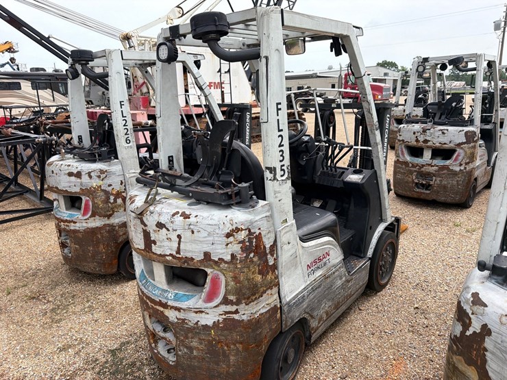 #16273-•-2015-nissan-cf50-forklift-image-4