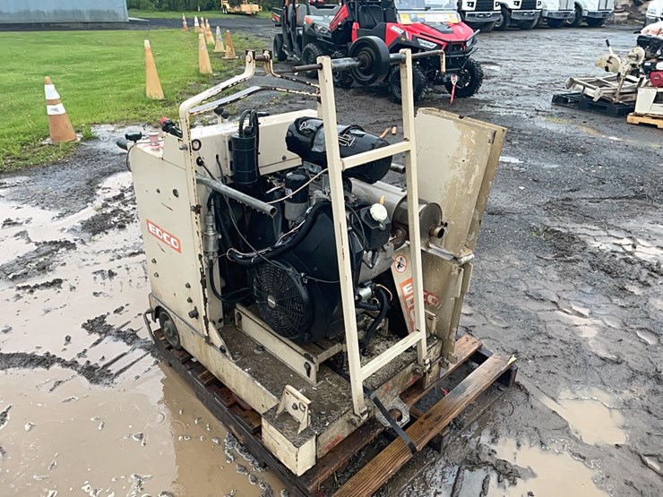 edco-24in.-concrete-road-saw-support-equipment-sn:90810111-image-2