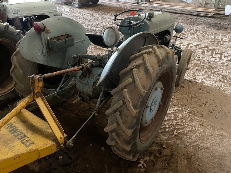 ford-tractor-image-5