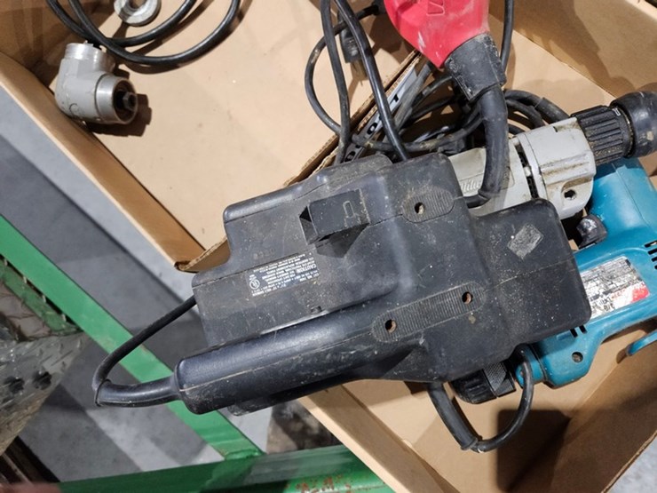#61-•-3-drills-and-a-belt-sander-image-11