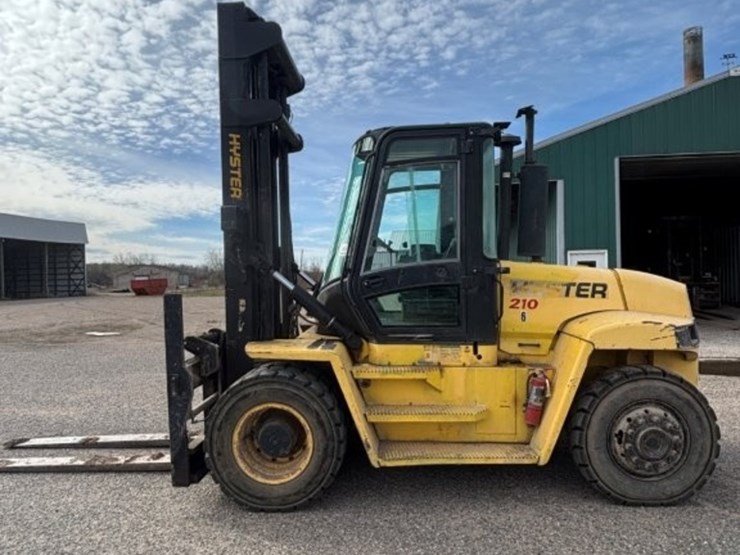 hyster-h210hd-image-1