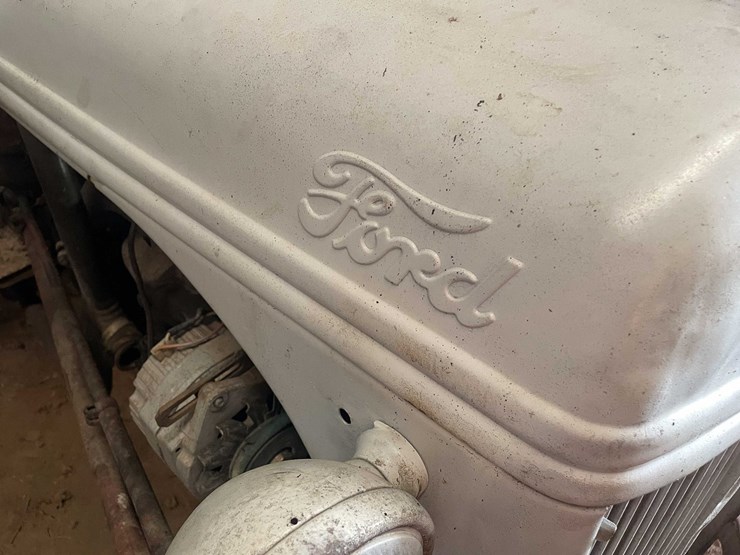 ford-tractor-image-13