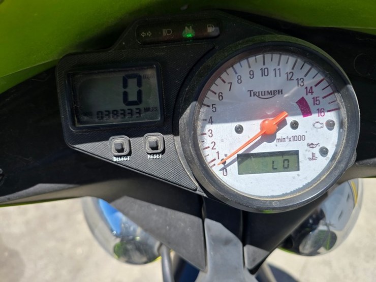#414-•-2003-triumph-speed-4-crotch-rocket-image-23