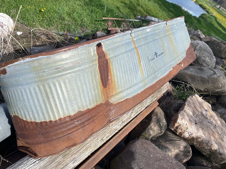 #5605-•-scrap-metal-image-16