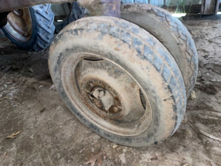 john-deere-b-image-50